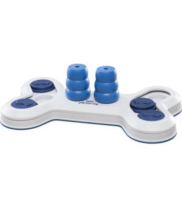 Juego interactivo para mascotas con conos y tapas